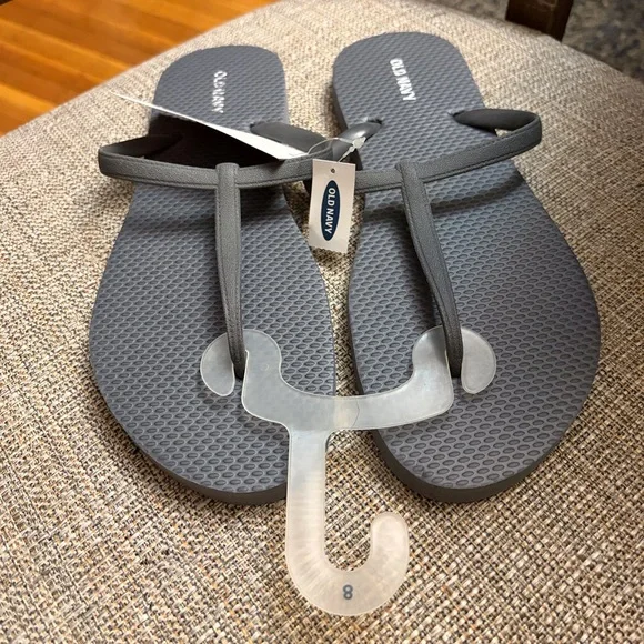 NWT Womens old navy sandals size 8 - Picture 1 of 4